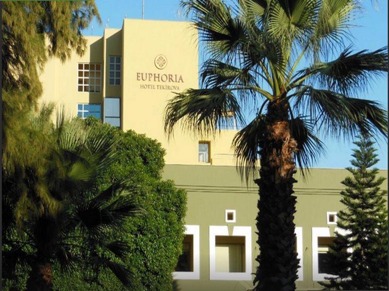 Corinthia Club Hotel Текирова Экстерьер фото